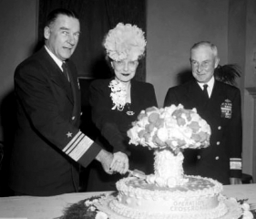 admiral_blandy_mushroom_cloud_cake admiral_blandy_mushroom_cloud_cake