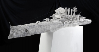 Panthersprung II (© 2004 Alexander Seiler, plaster, 75x65x475 cm)