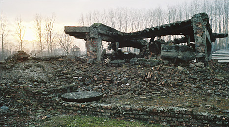 Ruins at Auschwitz-Birkenau (BBC)